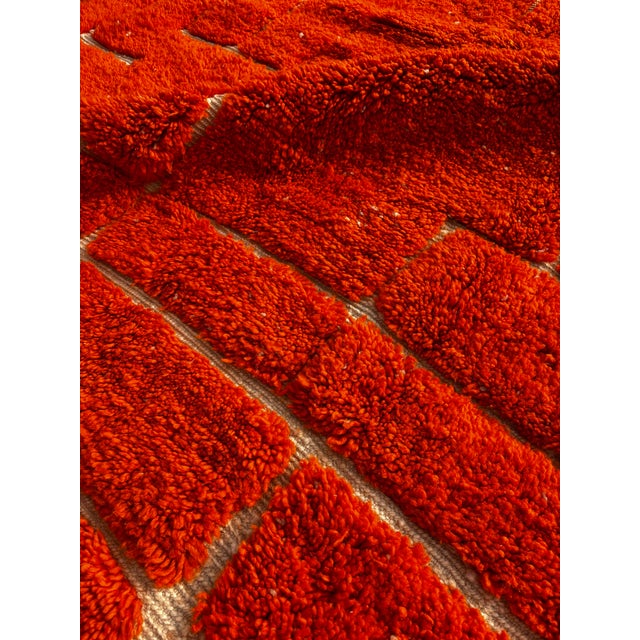Luxury Moroccan Beni Ouarain Rug – Handmade Atlas Wool Berber Carpet – Bold Contemporary Orange Rug For Sale - Image 6 of 9