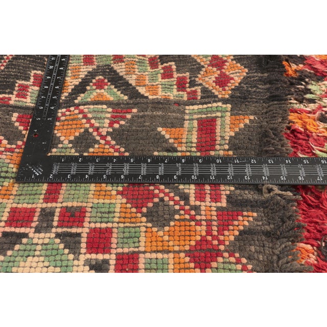Textile Vintage Beni M'Guild Moroccan Rug, 07'07 X 11'04 For Sale - Image 7 of 10