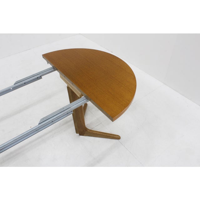 Mid-Century Modern Vintage Danish Round Extendable Dining Table, 1960s For Sale - Image 3 of 9