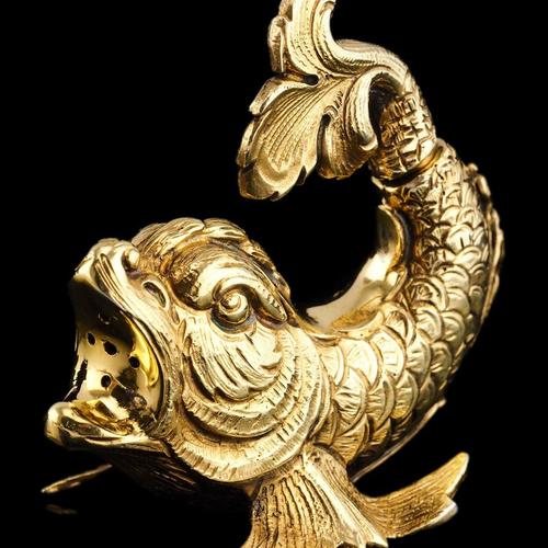 Sterling Silver Gilt Salt and Pepper Fish or Dolphin Shakers, Set of 2 For Sale - Image 16 of 18