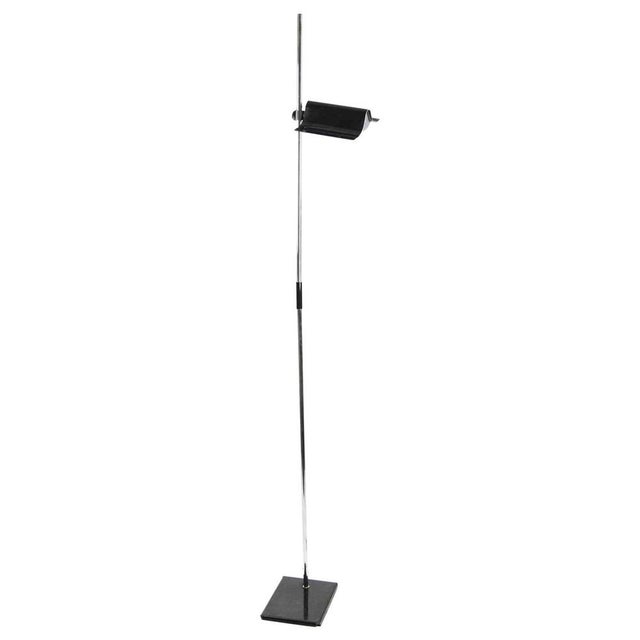 1970s Vintage Minimalist Chrome Floor Lamp, Italy, 1970s For Sale - Image 5 of 5