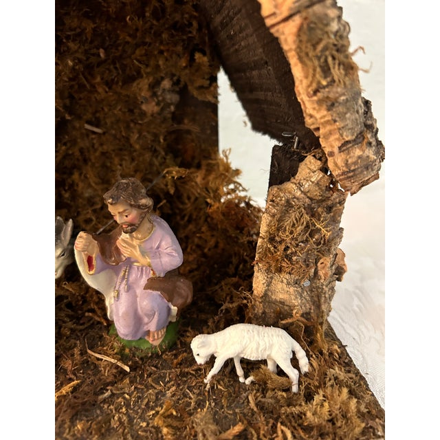 1970s Vintage Italian Nativity Crèche For Sale - Image 5 of 10