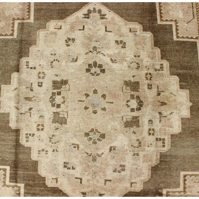 Earth Tone Vintage Turkish Oushak Rug With Tribal Geometric Designs 6'4 X 9'7 For Sale In Atlanta - Image 6 of 9