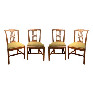 18th-Century Neoclassical Italian Pierced-Back Walnut Chairs, Tuscan Provenance, Set of 4 For Sale