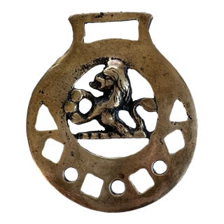 Early 20th Century Horse Brass Medallion of Lion For Sale