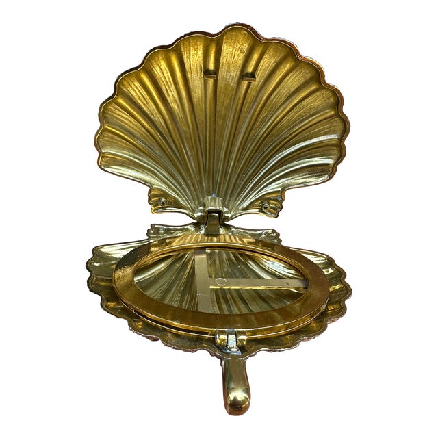 1970s Brass Seashell Compact With Latch For Sale