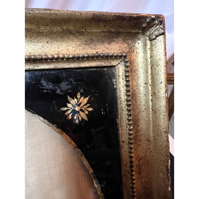 Antique Georgian Silk Embroidery Exotic Bird Painting in Verre Eglomise Gilt Frame For Sale In Dallas - Image 6 of 14
