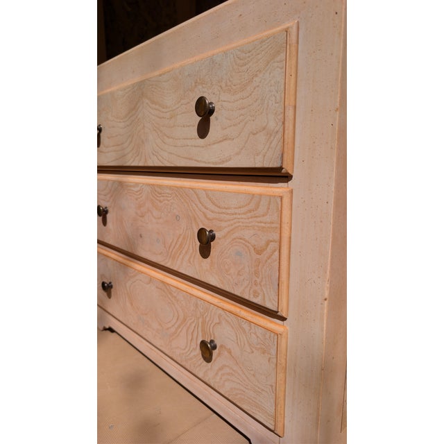 Vintage Hekman Blond 3-Drawer Bedside Chest With Bookmatched Figured Veneer For Sale - Image 16 of 18