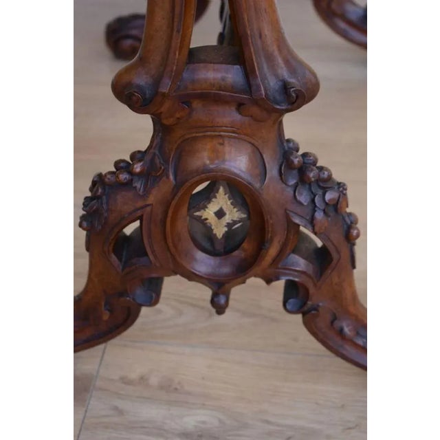 Brown Victorian Burr Walnut Inlaid Table, 1860 For Sale - Image 8 of 12