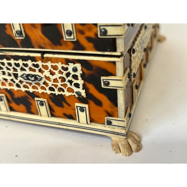 19th Century Anglo-Indian Jewelry Box With Elephant Motif Inlay For Sale - Image 11 of 18