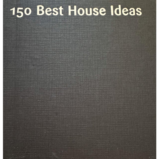 This book offers an extensive collection of single-family houses from all over the world, devised by distinguished...