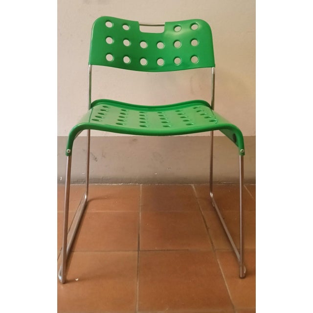Industrial Green Metal Omstack Stackable Chairs by Rodney Kinsman for Bieffeplast, Italy, 1970s, Set of 3 For Sale - Image 3 of 8