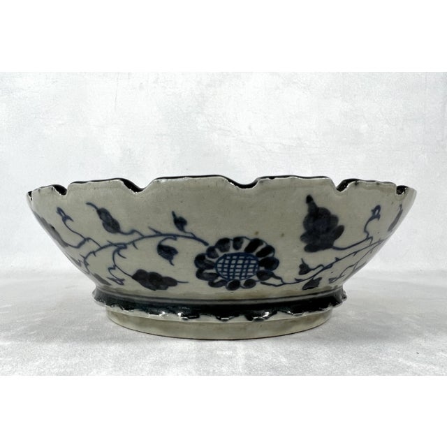 Chinese 'Ming Dynasty' Hand Painted Chinese Blue and White Ceramic Deep Bowl With Fish & Flowers, Signed For Sale - Image 3 of 10