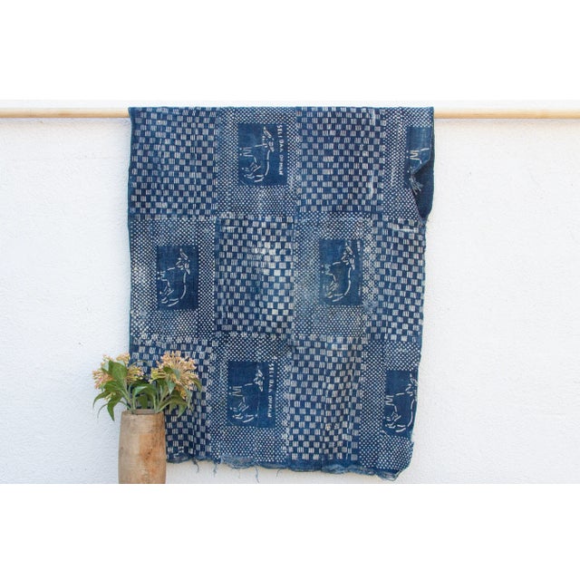 This exceptional Malian mudcloth, or bogolanfini, offer a rare glimpse into West African textile traditions. Handwoven and...