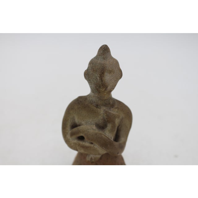 Circa 1300-1500 Thai Stoneware Fertility Symbol Figure For Sale In Raleigh - Image 6 of 8
