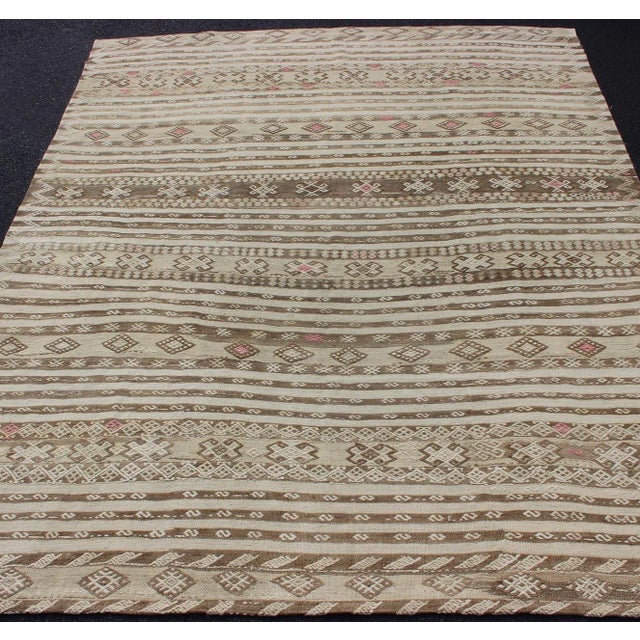 Textile Vintage Turkish Kilim With Soft Taupe, Ivory, and Faded Pink Tribal Motifs For Sale - Image 7 of 13