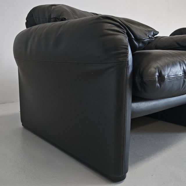 Black Maralunga Armchairs in Black Leather, 1980s, Set of 2 For Sale - Image 8 of 18