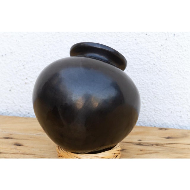 Contemporary Vintage San Bartolo Black Clay Global Vessel For Sale - Image 3 of 7