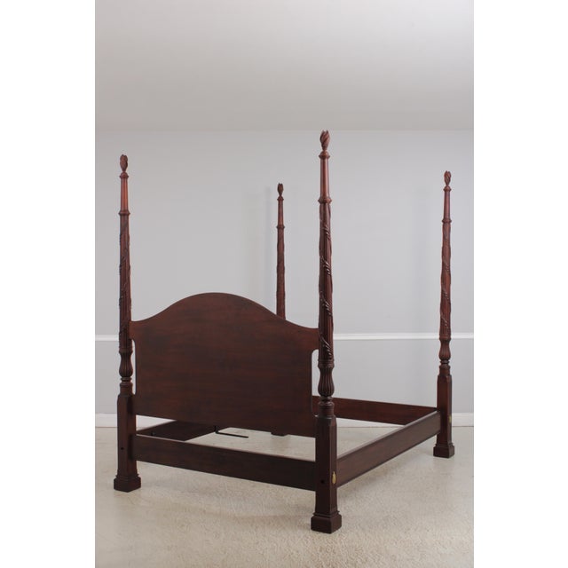 1990s Henkel Harris Mahogany Model 199 Carved Queen Size Poster Bed For Sale - Image 5 of 17