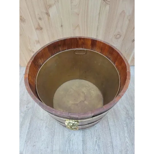 Early 20th Century Antique Barrel With a Tray Top Table Decorated With Brass Bands and Lion Handles For Sale - Image 5 of 10