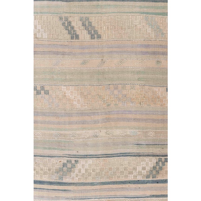 Vintage Circa 1940 Tan Turkish Kilim Flatweave Rug 5ft 5in X 9ft 7in For Sale - Image 4 of 14