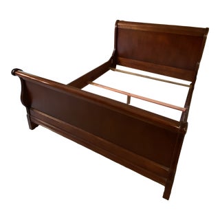 Vintage Lexington Cherry Queen Sleigh Bed For Sale