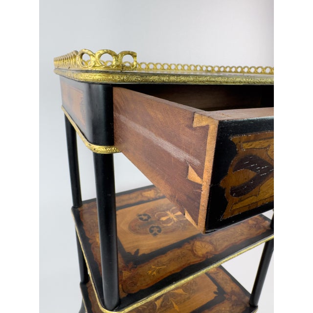 French 19th Century French Napoleon III Marquetry Inlaid Etagere Side Table For Sale - Image 3 of 18