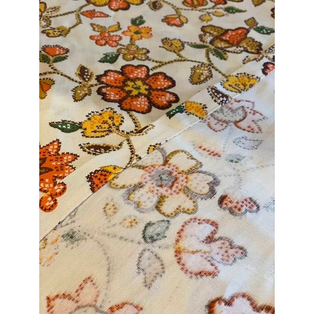 Textile 2 Pair Vintage 70s Retro Groovy Mod Flower Power Jacobean Design HTF Deadstock Curtains Mint For Sale - Image 7 of 10