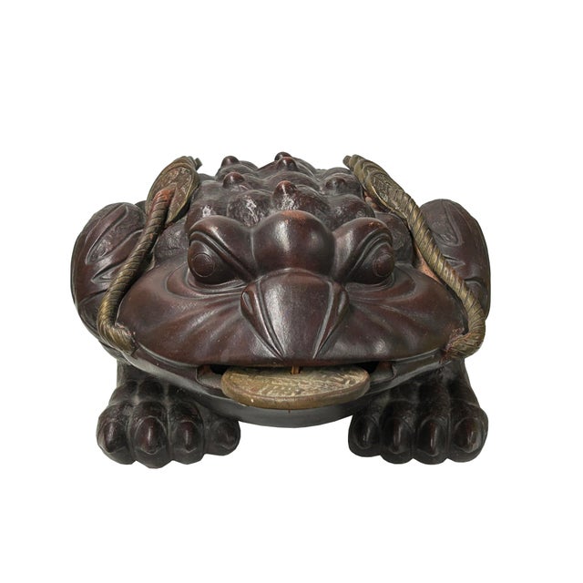 Vintage Chinese Brown Metal Toad Frog Coins FengShui Figures For Sale - Image 15 of 16
