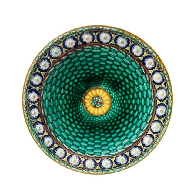 19th Century Wedgwood Majolica Plate For Sale - Image 5 of 7
