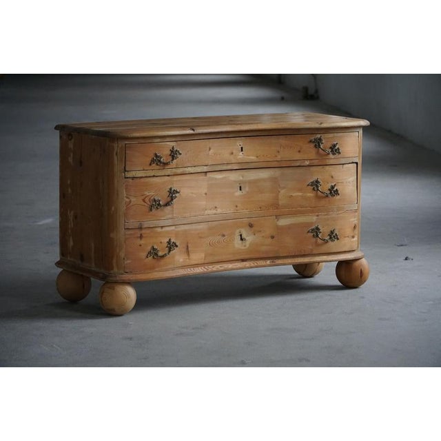 Antique Danish Chest of Drawers in Pine with Ball Feets, 1890s For Sale - Image 11 of 17