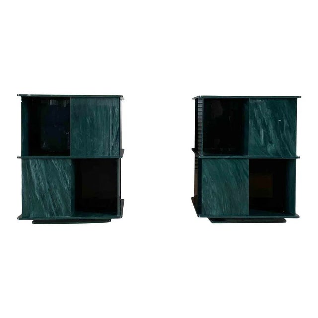 Italian Rotating Green Marble & Acrylic Glass Nightstands, 1970s, Set of 2 For Sale - Image 6 of 10
