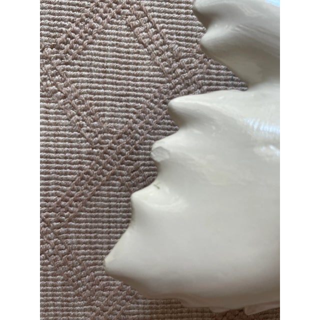 1970s 1970s Painted Ceramic Leaf Serving Dish For Sale - Image 5 of 6