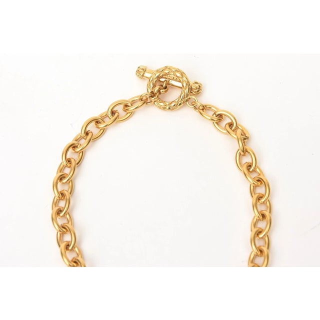 1990s Chanel Signed Gold Plated Chain Necklace With CC Pendant 90's For Sale - Image 5 of 10