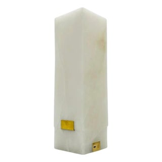 Visual Comfort Kelly Wearstler “Covet” Alabaster Rechargeable Table Lamp For Sale