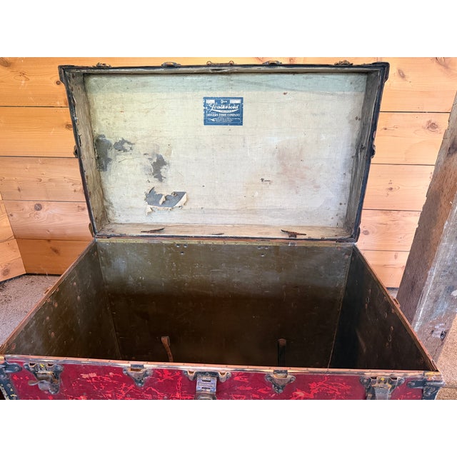 Early 20th Century Early 20th Century Pendleton Trunk For Sale - Image 5 of 9