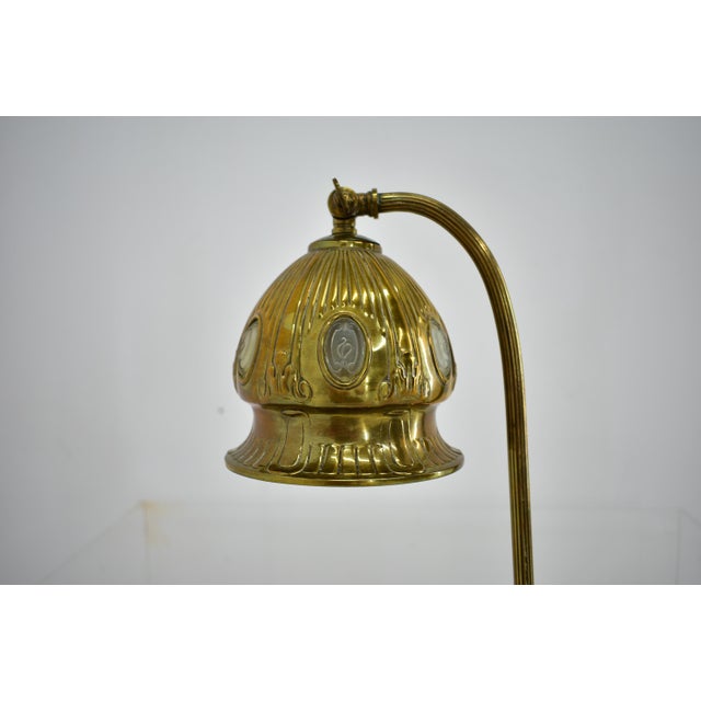 Vintage Vienna Secession style Table Lamp in Brass & Glass, Austria, 1930s For Sale - Image 4 of 18
