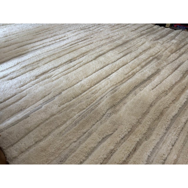 Rh Eli Wool Rug – 12' × 15' Natural | Hand-Knotted New Zealand Wool | Moroccan-Inspired Contemporary Design For Sale - Image 11 of 18