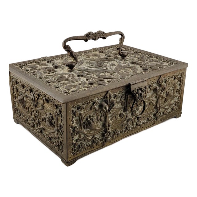 Rare Gourgeous Antique Victorian Renaissance 1880 German Heavy Brass Repousse Jewelry Casket/ Trinket For Sale