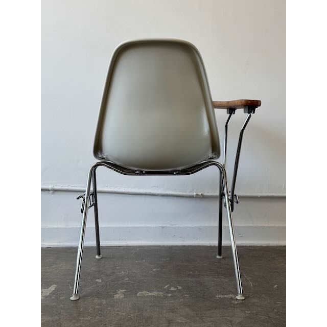 Plastic Vintage Eames for Herman Miller DSS-Ta Tablet Arm Chair For Sale - Image 7 of 10