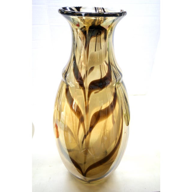 1960s Maestro Carlo Moretti-Style Murano Amber & Espresso Swirl Vase Cased Glass - 14" For Sale In San Diego - Image 6 of 11