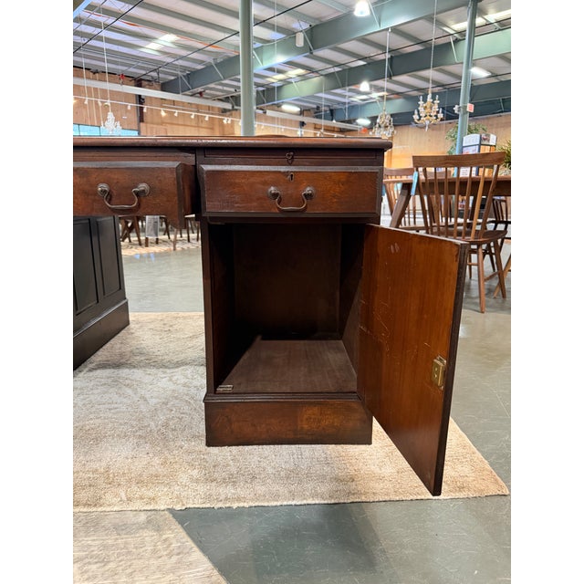 Wood Antique English Georgian Mahogany Partners Desk With Tan Leather Inlaid Top and Brass Hardware For Sale - Image 7 of 9