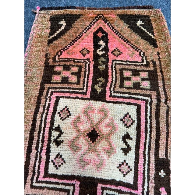 Turkish Yastik Rug 1'7" x 3' For Sale - Image 4 of 5