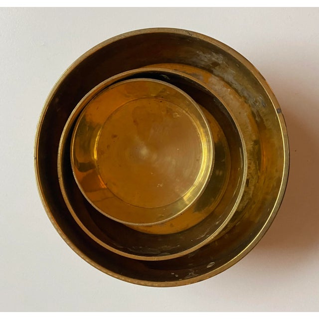 Vintage Brass and Enamel Cloisonne Round Nesting Lidded Box - Set of 3 For Sale - Image 9 of 13