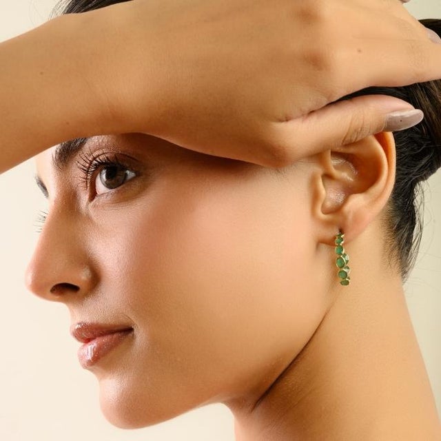 4.2 Carat Emerald Oval Chic Hoop Earrings in 18k Solid Gold for Women- A Pair For Sale - Image 4 of 11