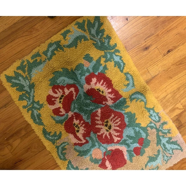 American 1960s, Handmade Vintage American Hooked Rug 1.11' X 2.10' For Sale - Image 3 of 7