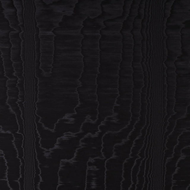 Contemporary Schumacher Moire Wallpaper in Noir For Sale - Image 3 of 5