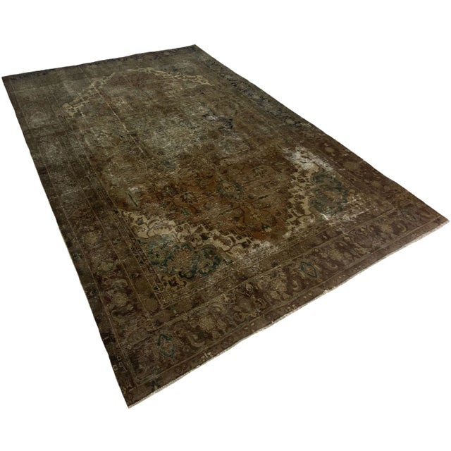 Vintage Middle Eastern Hand-Knotted Rug For Sale - Image 3 of 6
