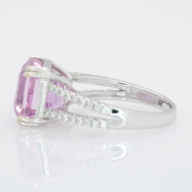 Purple 6.4Ct Natural Kunzite Ring With Natural Diamonds Accents: Solid 14k Gold, Size 6.75 For Sale - Image 8 of 8
