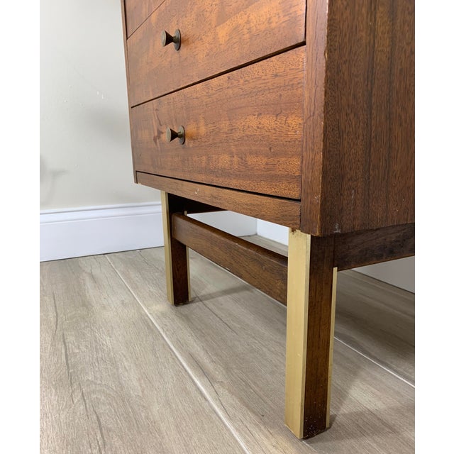Wood 1970s American of Martinsville Single Nightstand For Sale - Image 7 of 13